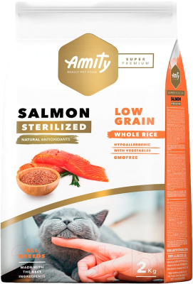 Сухой корм для кошек Amity Super Premium для стерилизованных кошек с лососем (2кг)