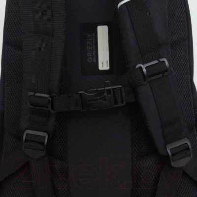 Рюкзак Grizzly RU-430-10 (черный/белый)