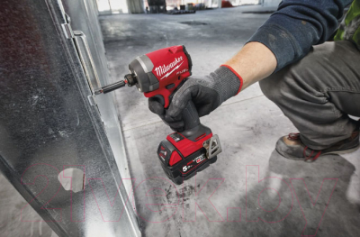 Аккумуляторный винтоверт Milwaukee M18 FID3-502X / 4933479866