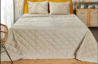 Набор текстиля для спальни Vip Camilla 240-260 (ромб, крем)