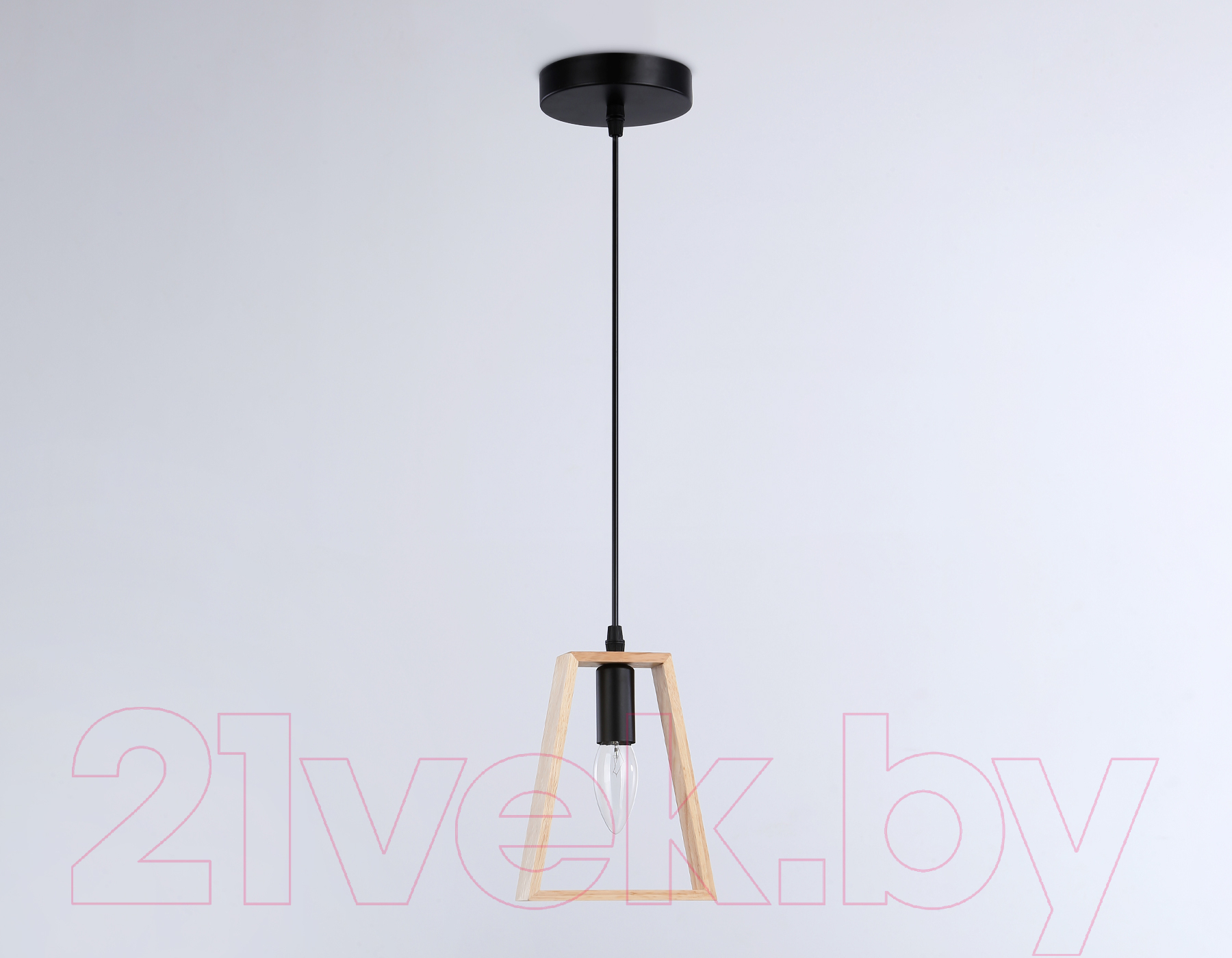 Потолочный светильник Ambrella Traditional TR80497 BK/LW (черный/светлое дерево) — фото 2