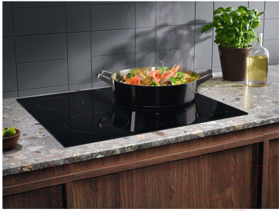 Электрическая варочная панель Electrolux EHF6232FOK