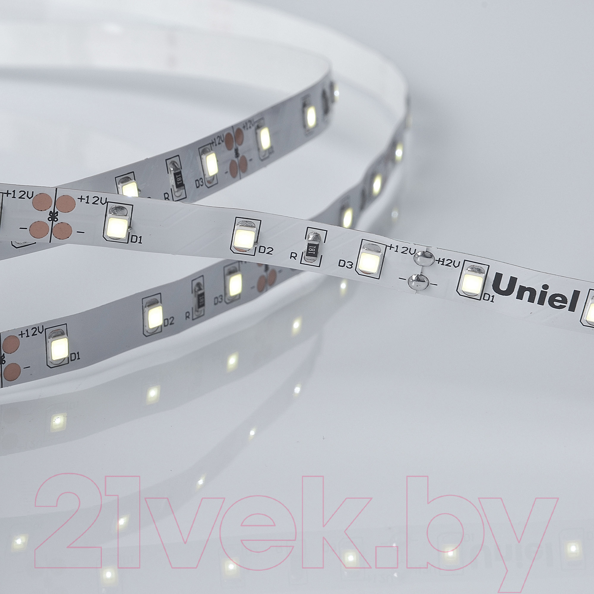 Светодиодная лента Uniel ULS-M11-2835-60LED/m-8mm-IP20-DC12V-4.8W/m-5M-6500K (UL-00004356)