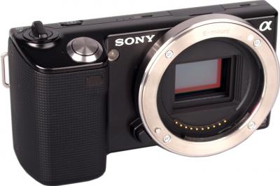Беззеркальный фотоаппарат Sony Alpha NEX-5D - общий вид