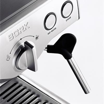 Кофеварка эспрессо Bork C800 (CM EMN 9922 BK) - детальное изображение