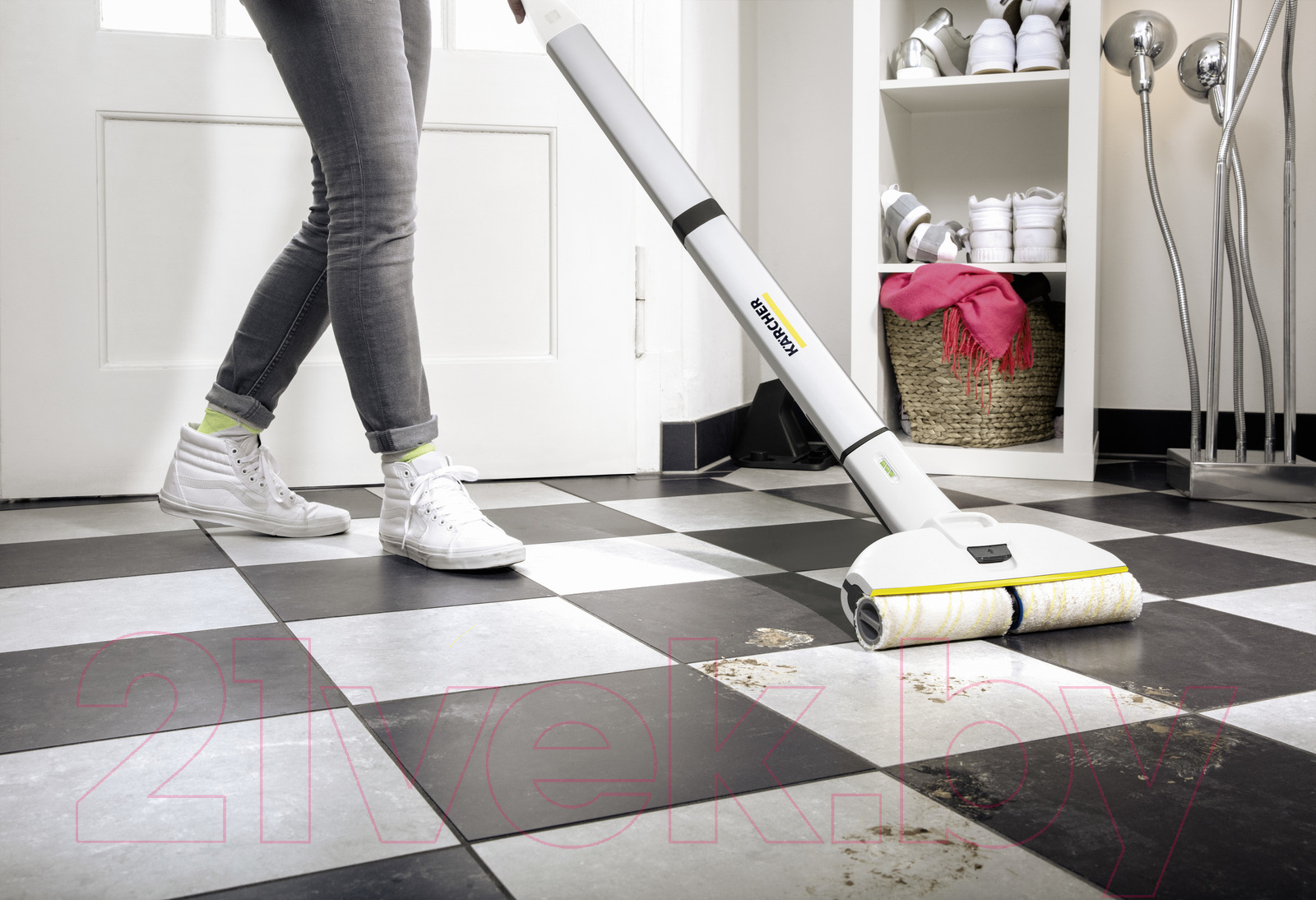 Электрошвабра Karcher EWM 2 EU (1.056-310.0)