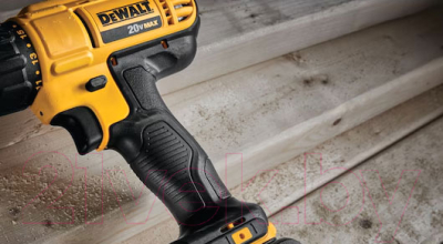 Профессиональная дрель-шуруповерт DeWalt DCD771C2-QW