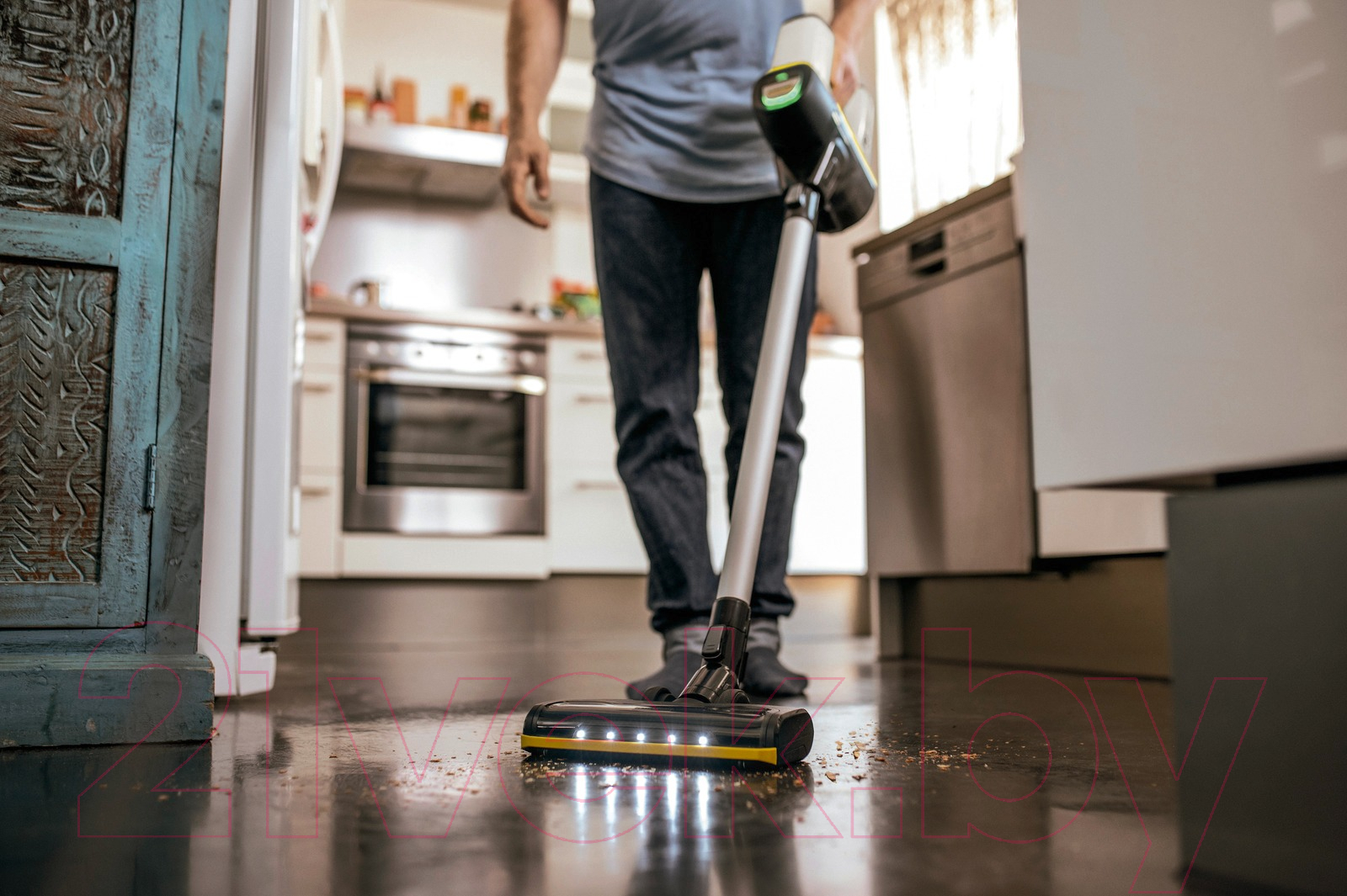 Вертикальный пылесос Karcher VC 6 Cordless OurFamily Battery Plus (1.198-677.0) — фото 6