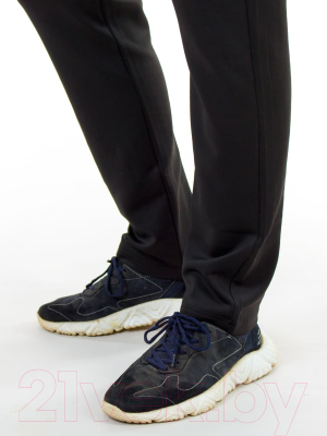 Спортивный костюм Isee WQ55905 (р.46, черный)