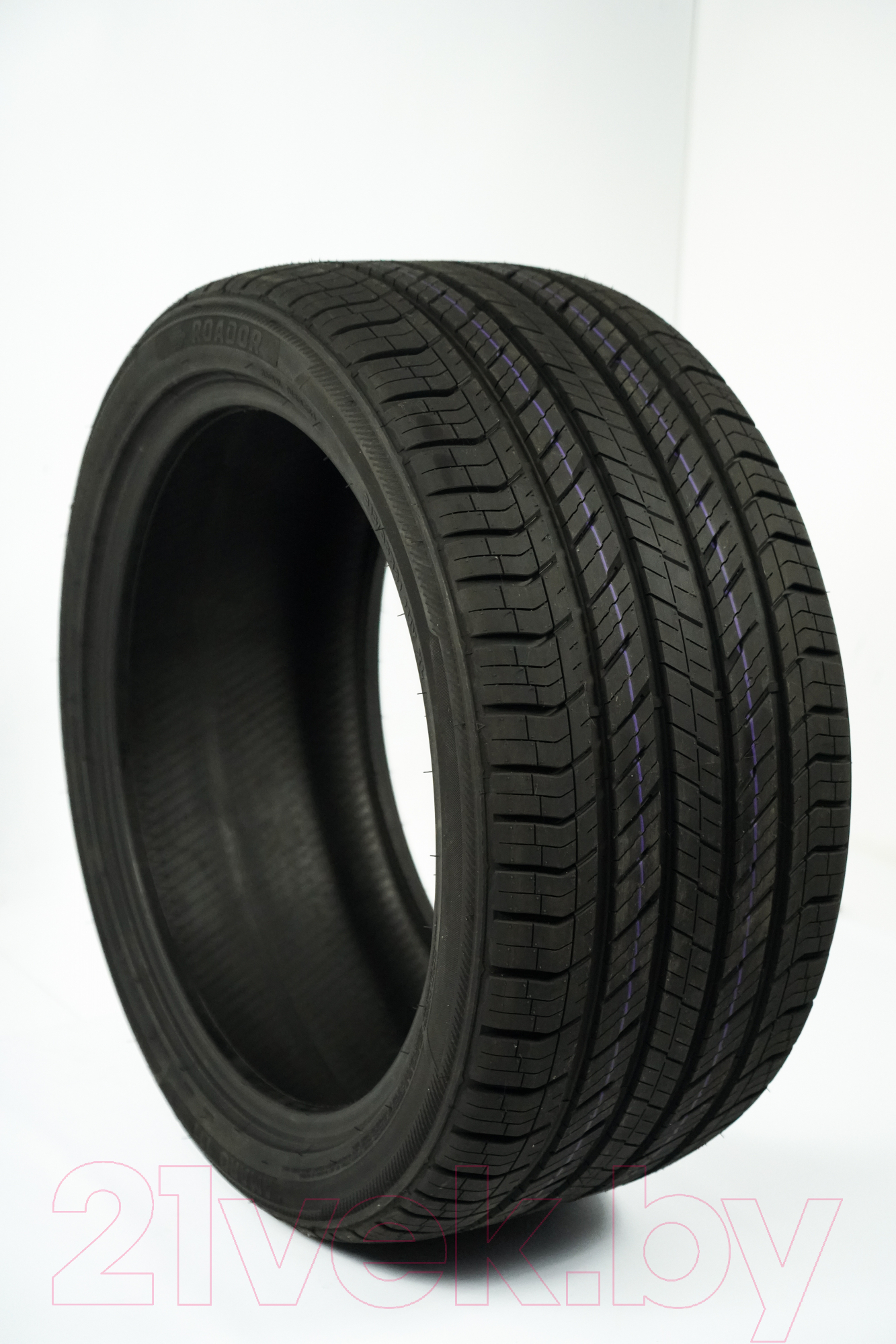 Летняя шина Roador Amaro 777 215/60R17 96H