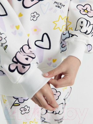 Комплект детской одежды Mark Formelle 397725 (р.134-68, граффити на молочном)