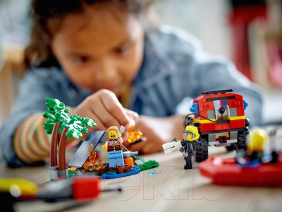 Конструктор Lego City Fire Пожарная машина 4x4 со спасительным катером / 60412 