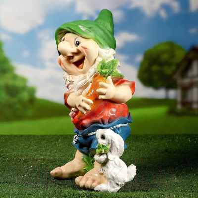 Изображение товара Фигурка для сада Хорошие сувениры Гном с зайцем и морковкой / 3374688