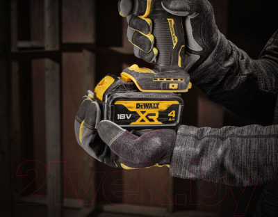 Изображение товара Профессиональная дрель-шуруповерт DeWalt DCD100YM2T