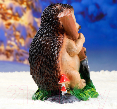 Изображение товара Фигурка для сада Хорошие сувениры Еж с лопатой / 1134662