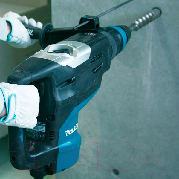 Профессиональный перфоратор Makita HR5202C