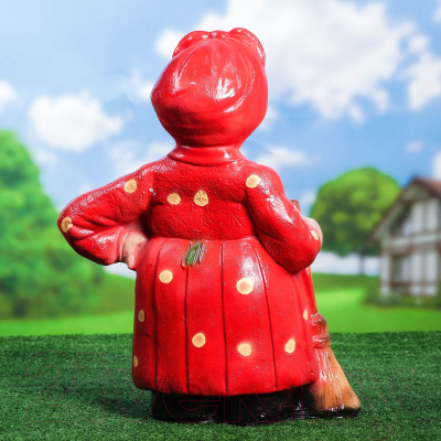 Изображение товара Фигурка для сада Хорошие сувениры Теща с метлой средняя / 3866566