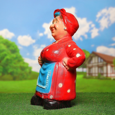 Изображение товара Фигурка для сада Хорошие сувениры Теща с метлой средняя / 3866566