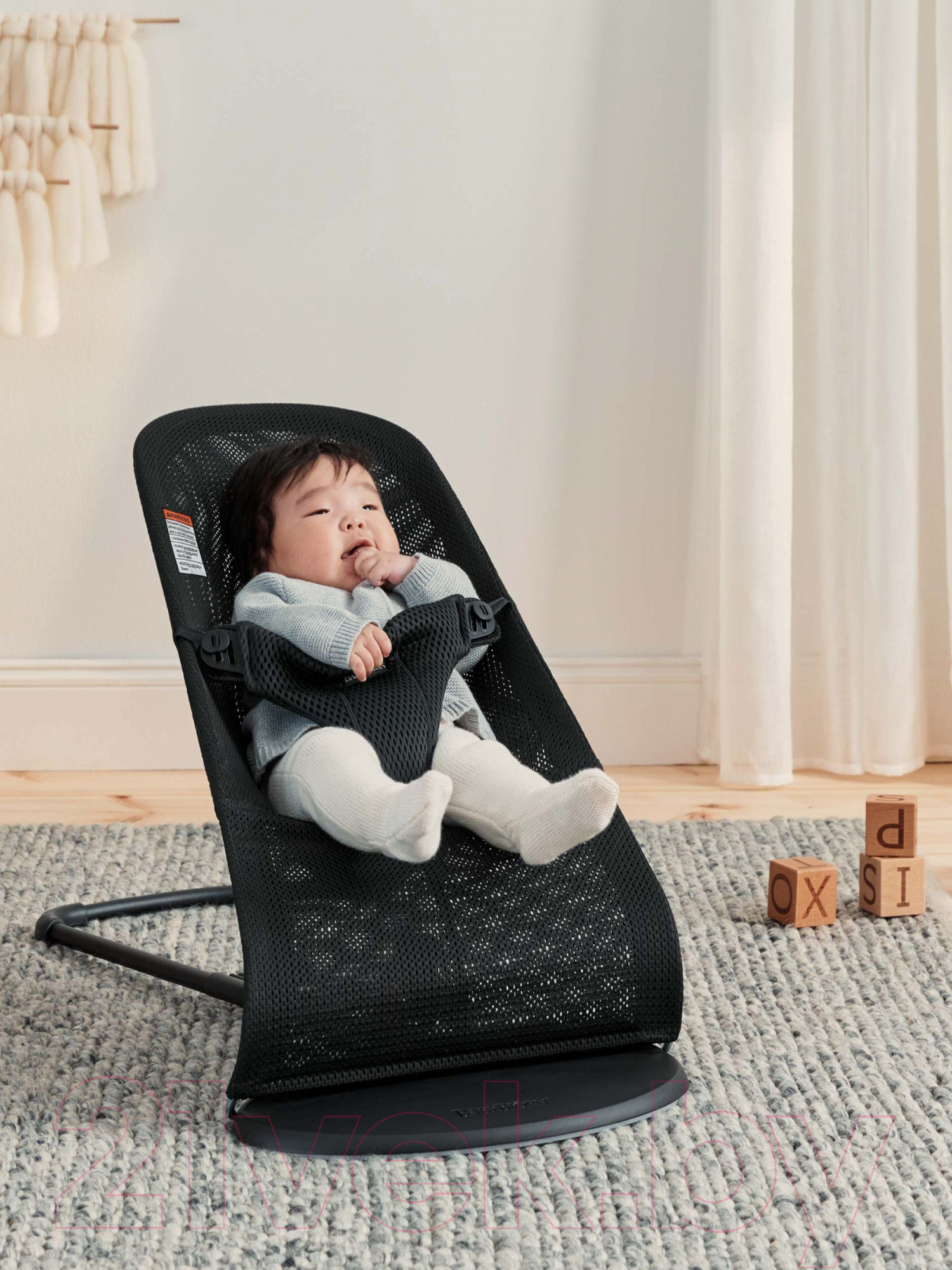 Детский шезлонг BabyBjorn Bliss Mesh 0062.25