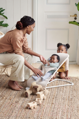 Детский шезлонг BabyBjorn Bliss 3D Jersey 0061.87 (Light Beige)