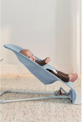 Детский шезлонг BabyBjorn Balance Mesh 0051.43 (Sky Blue)