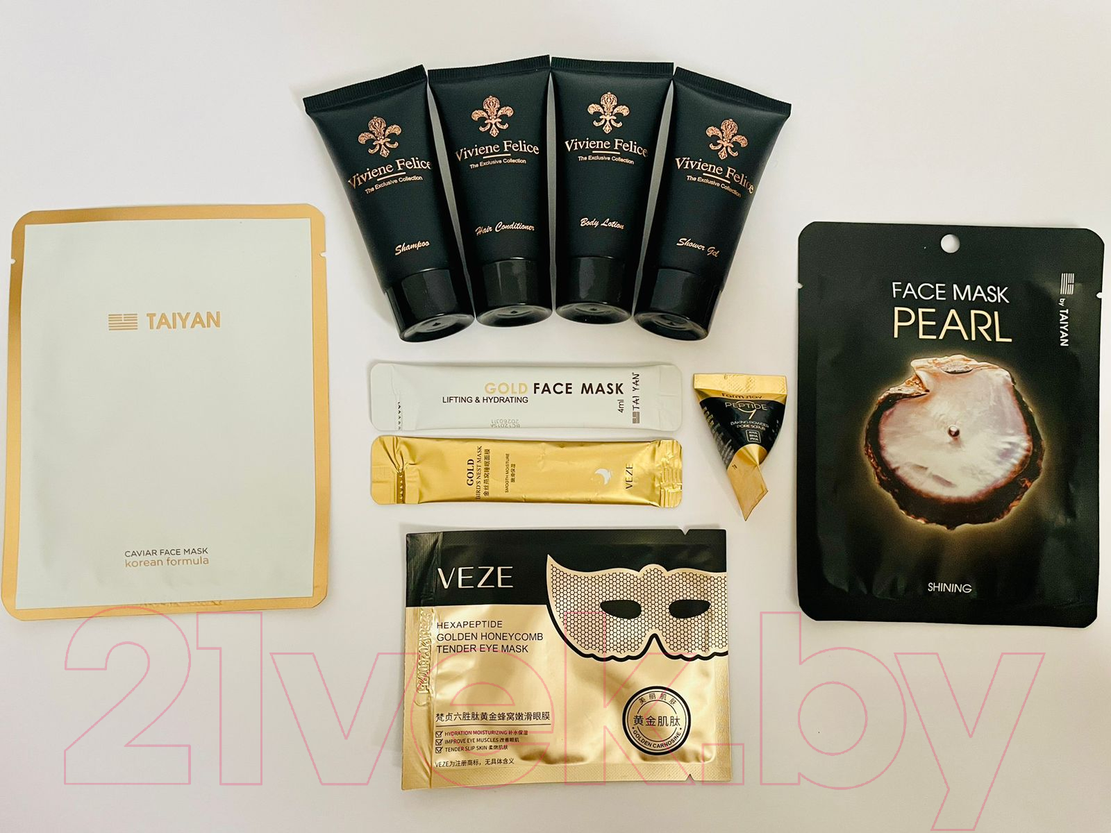 Набор косметики для лица и тела 4travel box Viviene Felice & Fluid Gold