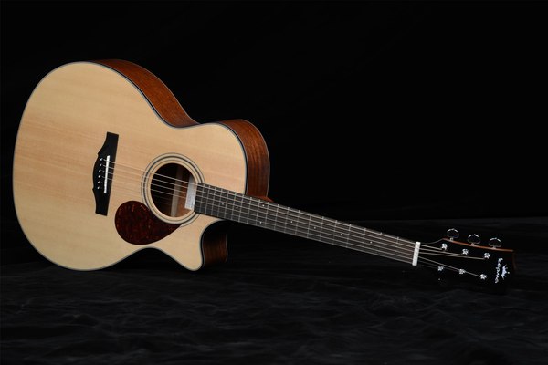 Электроакустическая гитара Kepma F0E-GA Top Gloss Natural / A147051 (натуральный)