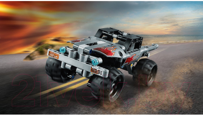 Конструктор инерционный Lego Technic Машина для побега 42090