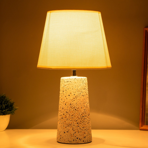 Изображение товара Прикроватная лампа Risalux Айминь 10470983 (белый)