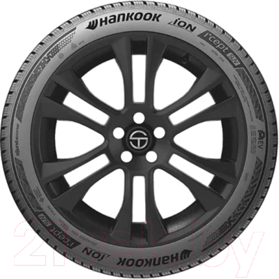 Зимняя шина Hankook iON i cept SUV IW01A 255/45R19 104V