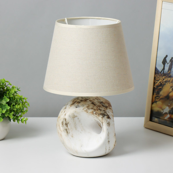 Изображение товара Прикроватная лампа Risalux Аделия 4453294 (бежевый)