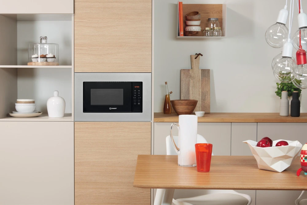 Микроволновая печь Indesit MWI 120 GX