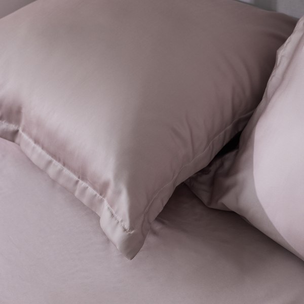 Наволочка Sima-Land Home Tencel 70x70 / 10285271 (пудра)