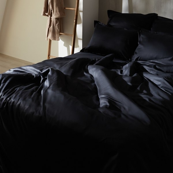 Пододеяльник Sima-Land Home Tencel 200x220 / 10285375 (черный)