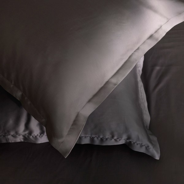 Наволочка Sima-Land Home Tencel 70x70 / 10285299 (серый)