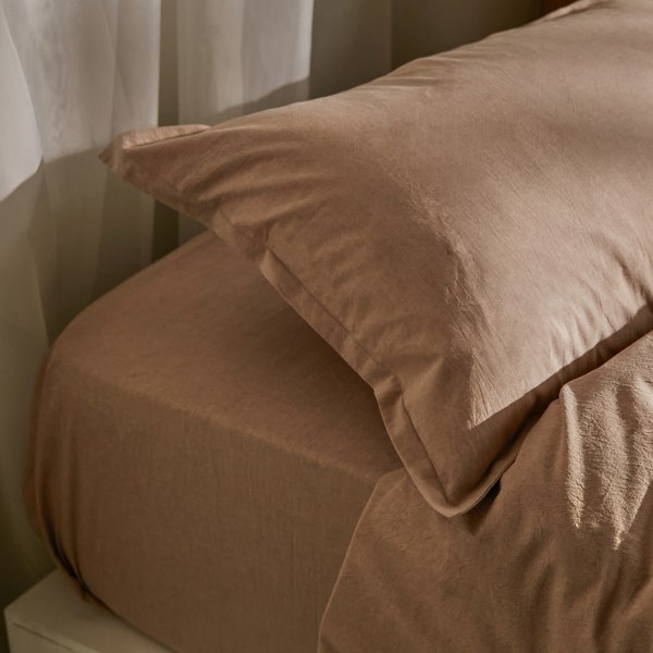 Простыня Sima-Land Home Деним на резинке 140x200 / 10245482 (бежевый)