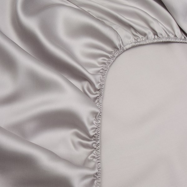 Простыня Sima-Land Home Tencel на резинке 200x200 / 10285355 (светло-серый)