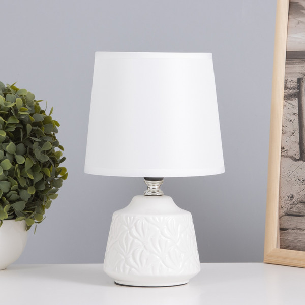 Изображение товара Прикроватная лампа Risalux Даниэль 10418652 (белый)