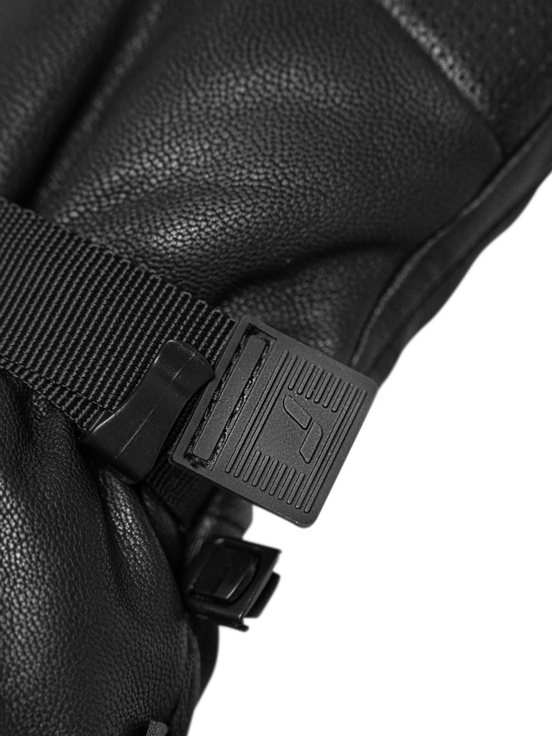Перчатки лыжные Reusch Fullback R-Tex Xt / 6401221-7700 (р-р 7, Black) — фото 6