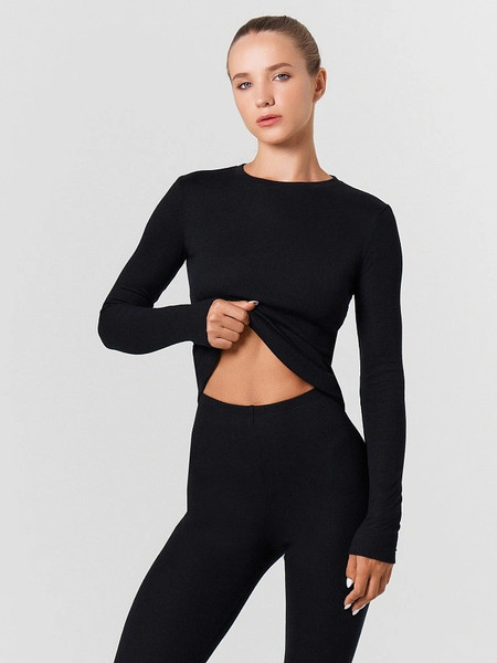 Изображение товара Комплект термобелья Mark Formelle 692407 (р.164/170-104-110, черный)