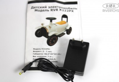 Детский автомобиль RiverToys K222PX (красный)