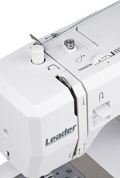 Швейная машина Leader Easy Jeans 35A