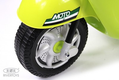 Детский мотоцикл RiverToys Z444ZZ (зеленый)