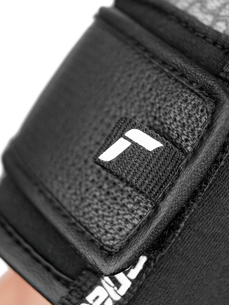 Изображение товара Перчатки лыжные Reusch Marco Odermatt / 6401111-7705 (р-р 7, Black/Fire Red)