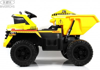 Детский автомобиль RiverToys K333AM (желтый)