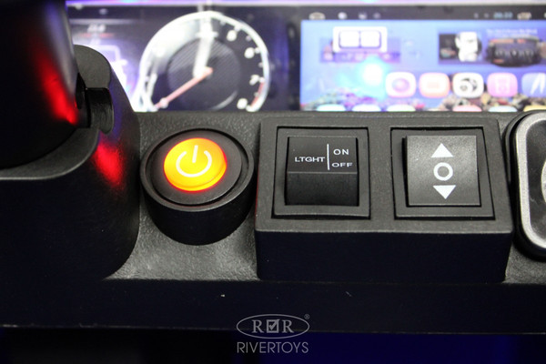 Изображение товара Детский автомобиль RiverToys Mercedes-Benz G63 / K999KK (синий глянец)