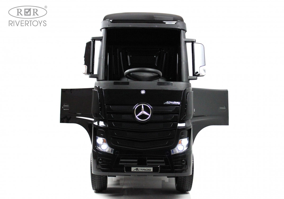 Детский автомобиль RiverToys Mercedes-Benz Actros 4WD / HL358