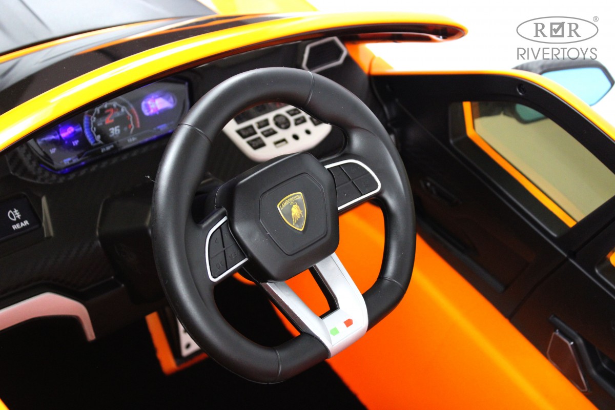 Детский автомобиль RiverToys Lamborghini Urus E777EE