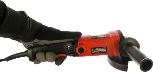 Изображение товара Угловая шлифовальная машина Парма УШМ-01-125/920 / 02.026.00004