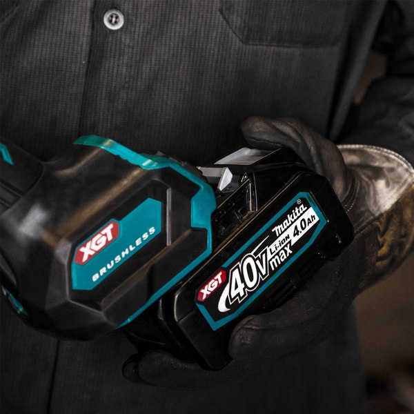 Профессиональная угловая шлифмашина Makita GA037GZ